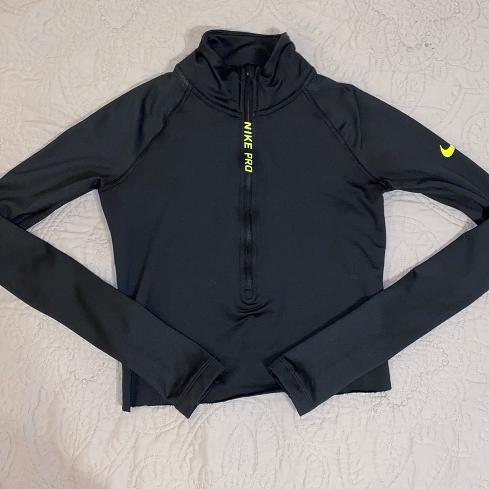 Back Nike Quarter Zip!